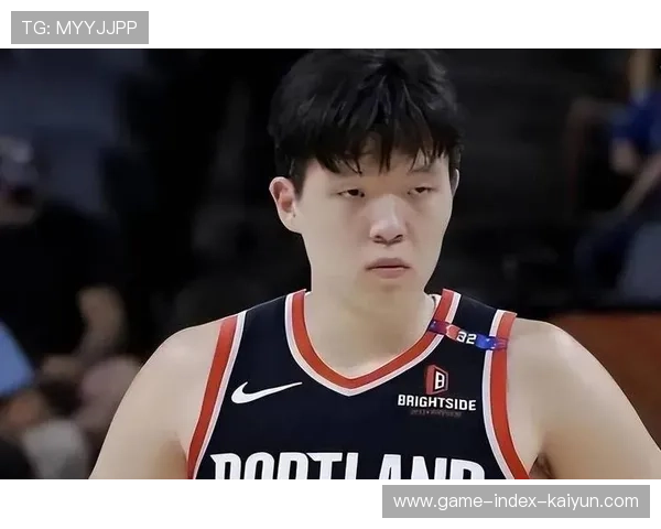 开拓者队内不满杨瀚森表现，球迷质疑水货标签